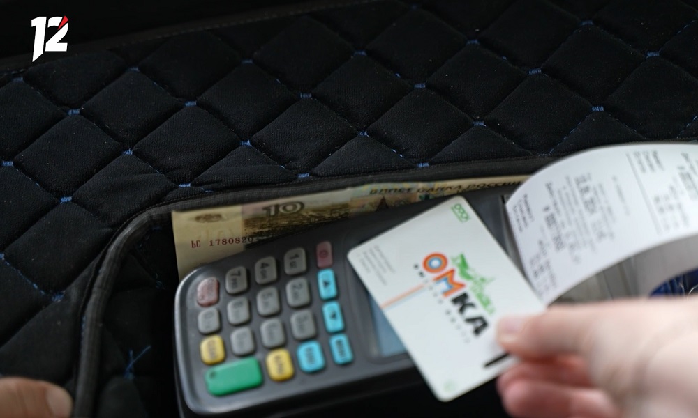 Для омских пассажиров закупят 10 тысяч транспортных карт «Омка»