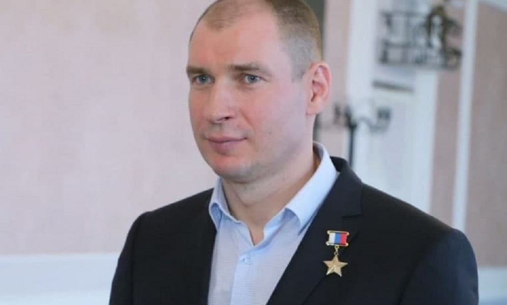 Герой России отметил, что Омская область активно помогает жителям Донбасса