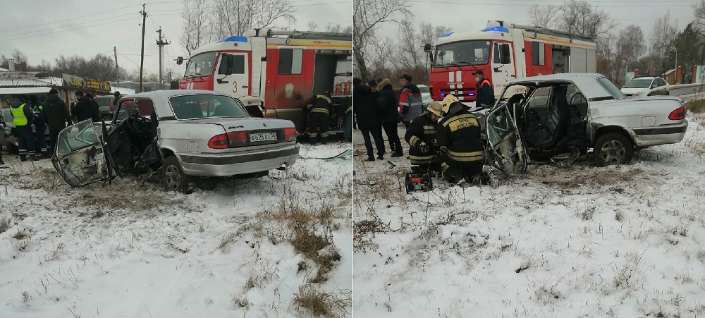 На ул. Воровского в аварию попала "Волга" омской мэрии, пострадал водитель