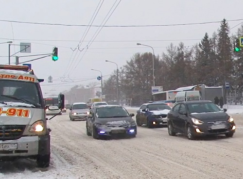 Омск сковали предновогодние пробки
