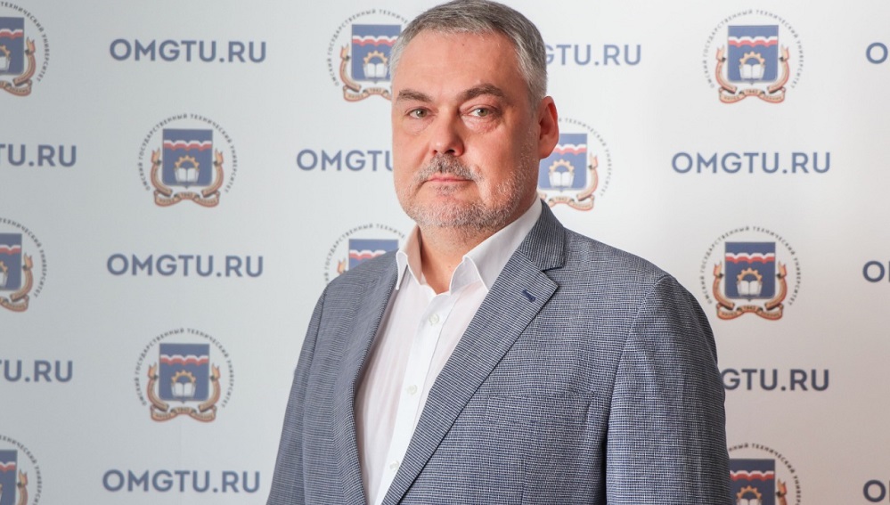  Минобрнауки официально утвердило на должность ректора ОмГТУ Дмитрия Маевского 