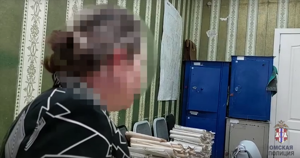 Сотрудница одного из омских вузов перевела мошенникам больше 2 млн рублей