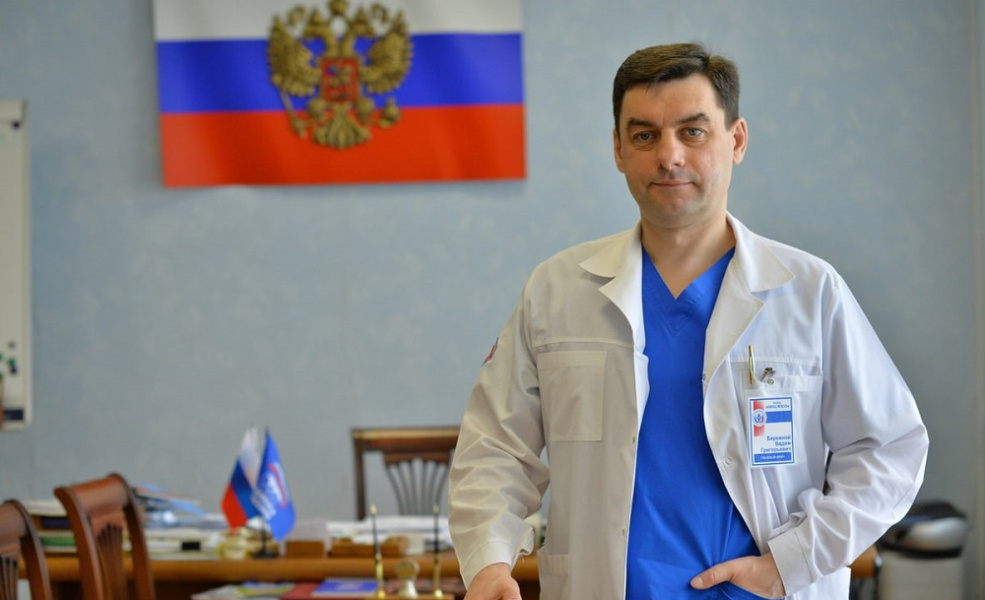 Вадим Бережной рассказал, что Омская область продолжает помогать подшефному Стаханову