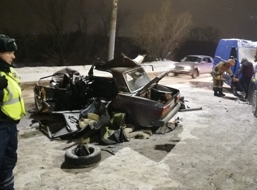 Погибший в ДТП на Ленинградском мосту водитель мог быть угонщиком