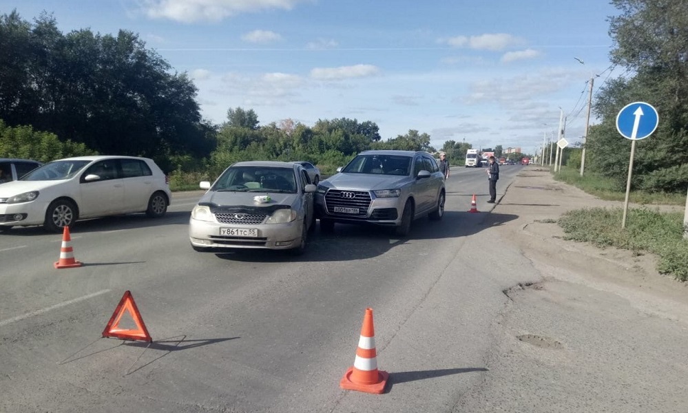 В ДТП в Кировском округе Омска пострадала 3-летняя девочка