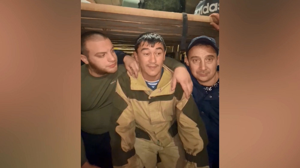 «У нас всё хорошо»: новобранцы из Лесосибирска рассказали, как им живётся в омском лагере