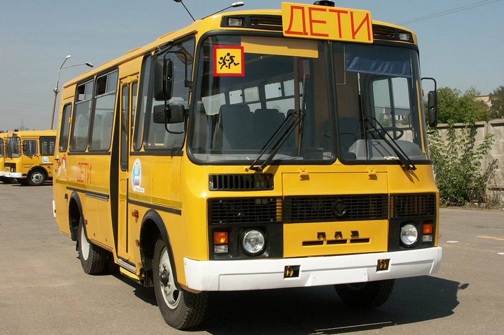 В Омской области продолжают безответственно относиться к безопасности школьных автобусов