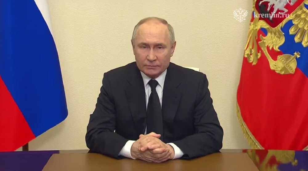 Владимир Путин подписал закон о списании процентов по кредитам участникам СВО