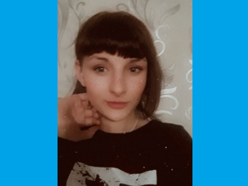 В Омске пропала школьница в синих уггах