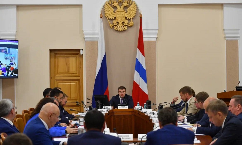 Виталий Хоценко поручил запустить отопительный сезон в Омской области на следующей неделе