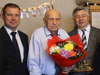 Омич, отметивший вековой юбилей, поделился секретом долголетия