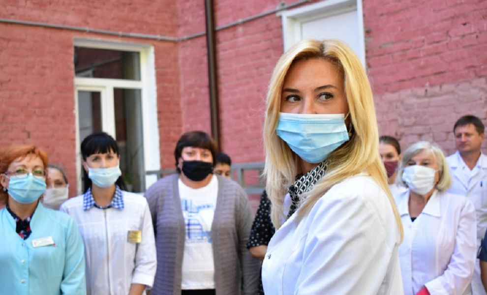У экс-главы омского минздрава Солдатовой арестовали счета