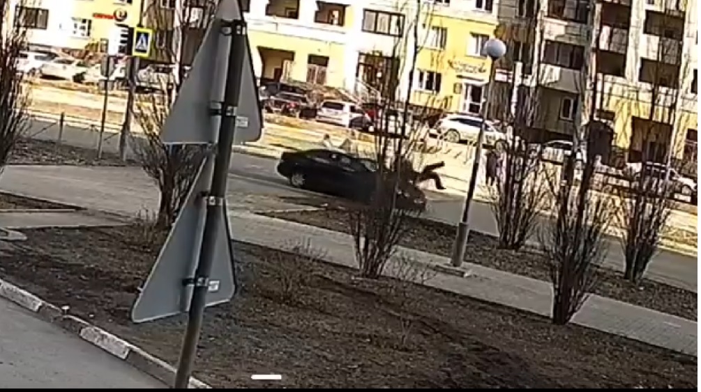 В Омске произошло первое ДТП с участием самоката в этом году