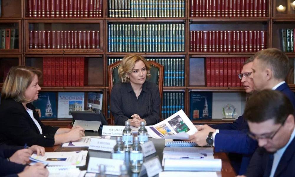 Александр Бурков обсудил планы по реконструкции омских учреждений культуры с главой минкульта РФ Ольгой Любимовой 