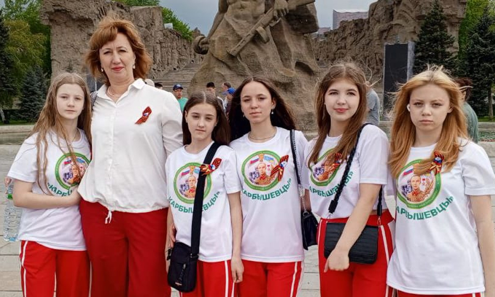 Воспитанники Тарского дома детства встретились с потомками Дмитрия Карбышева