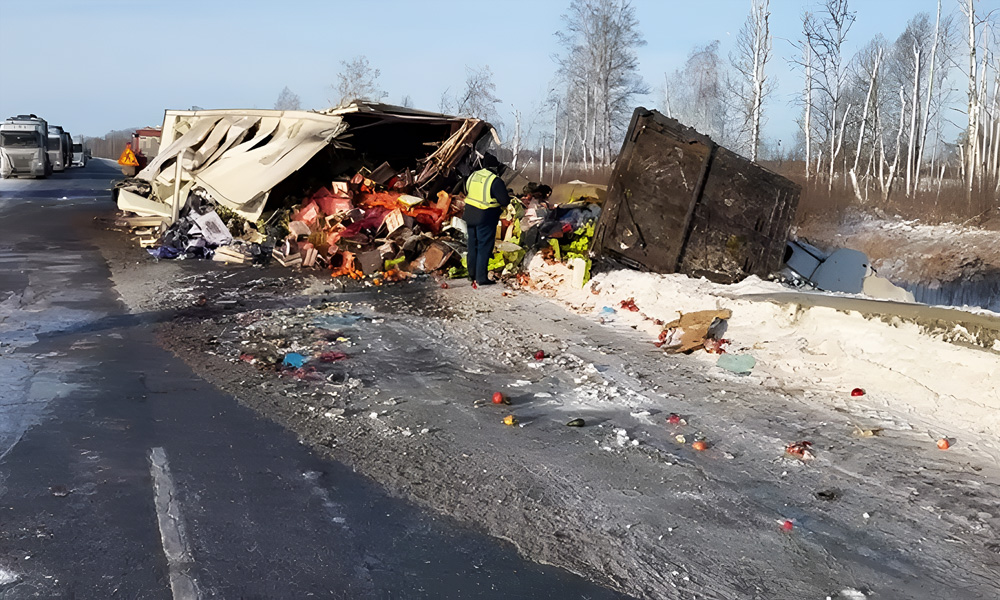 Полицейские частично открыли участок трассы Омск — Тюмень