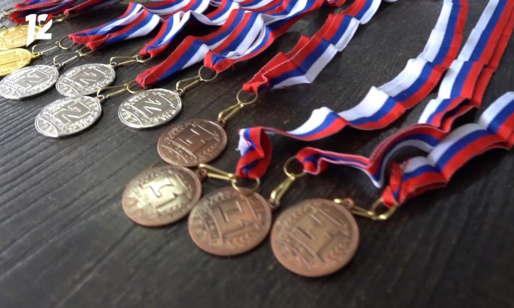 Омские фехтовальщики разыграют медали чемпионата региона 