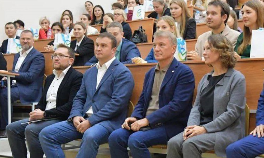 Виталий Хоценко сообщил о приезде в Омск Германа Грефа 