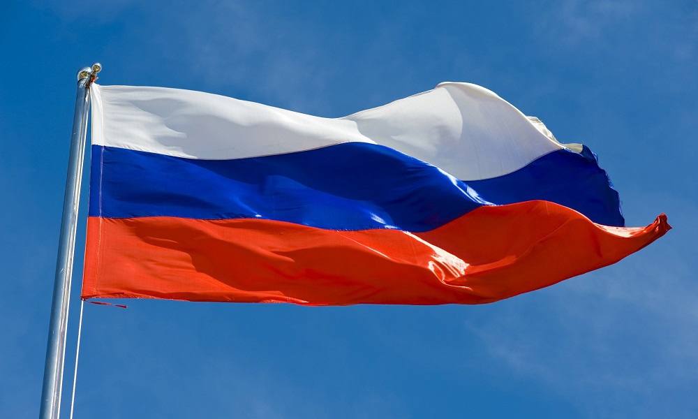 Минобр Омской области заключил контракт на изготовление госсимволики для школ