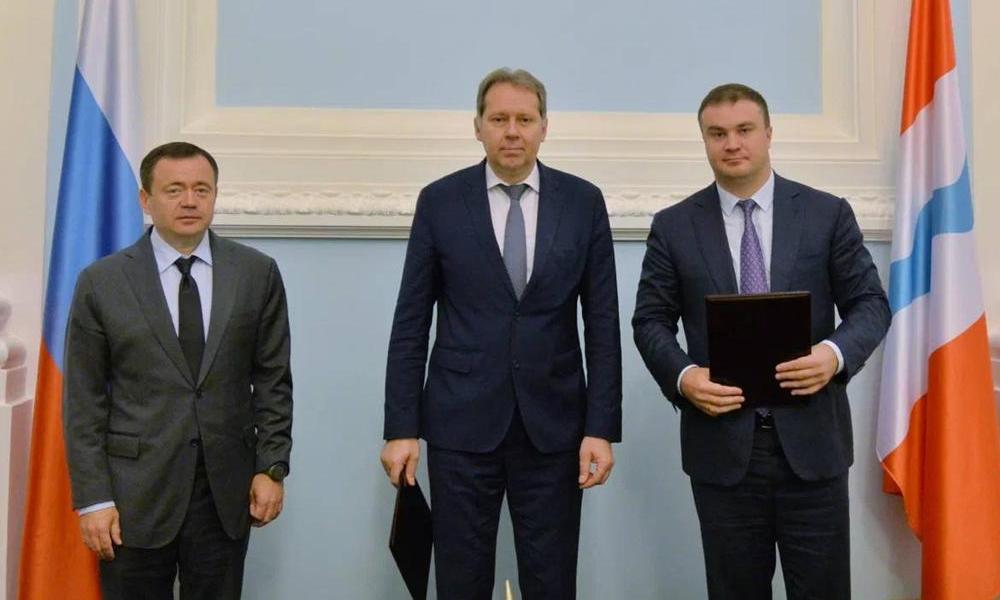 Виталий Хоценко подписал соглашение с концерном «Уралвагонзавод» о создании индустриального парка   