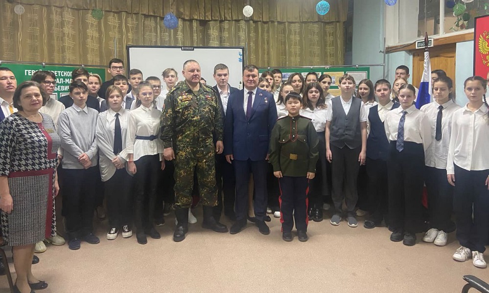 В омской школе № 40 открылся патриотический клуб им. Героя Советского Союза Ивана Панфилова