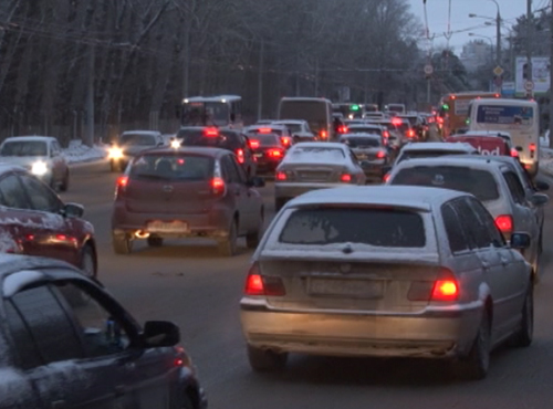 Смена погоды сегодня доставила омичам массу неудобств