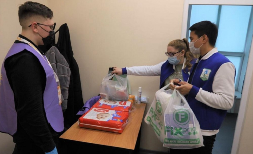 Из Омска направили уже 20 тонн гуманитарной помощи для пострадавших из ДНР и ЛНР