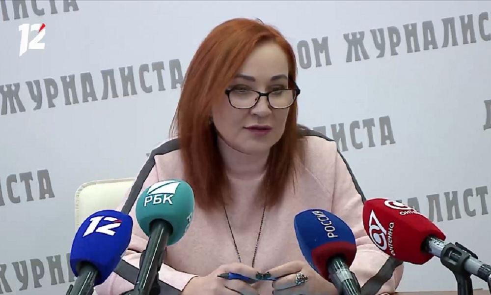 Омский суд продлил экс-замминистра Степановой домашний арест и запрет на определённые действия 