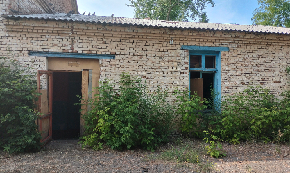 В Любинском районе сразу шесть зданий продают через аукцион под разбор на строительные материалы