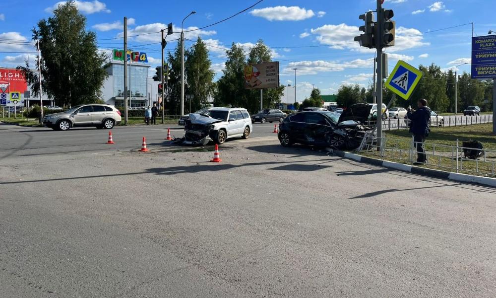 В ДТП у торгового центра на Левобережье пострадал малолетний ребёнок 