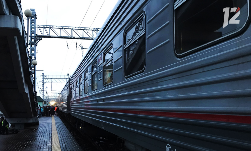 Омич украл у кассира электропоезда рабочую сумку с деньгами
