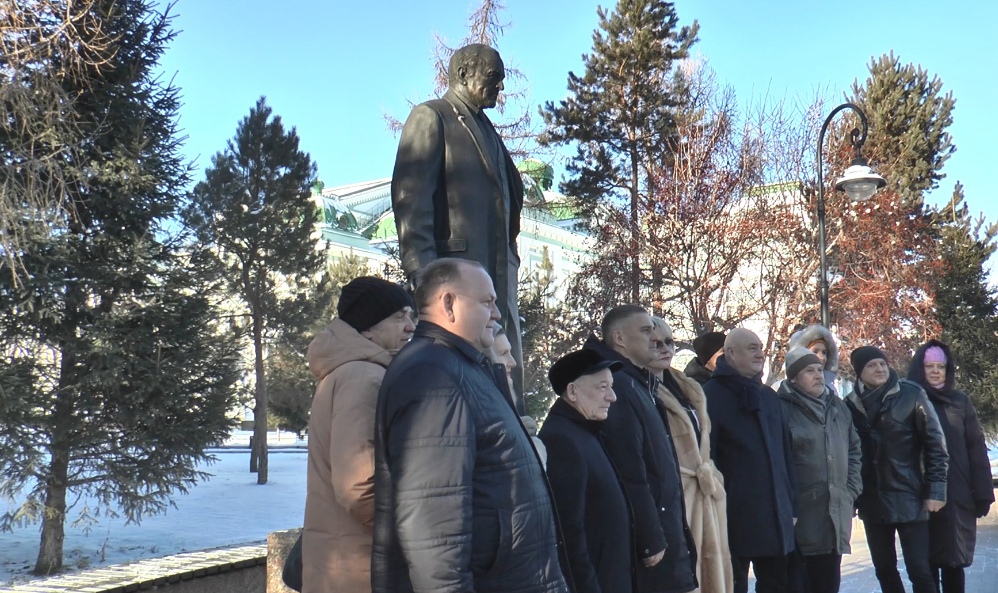 В Омске почтили память Михаила Ульянова