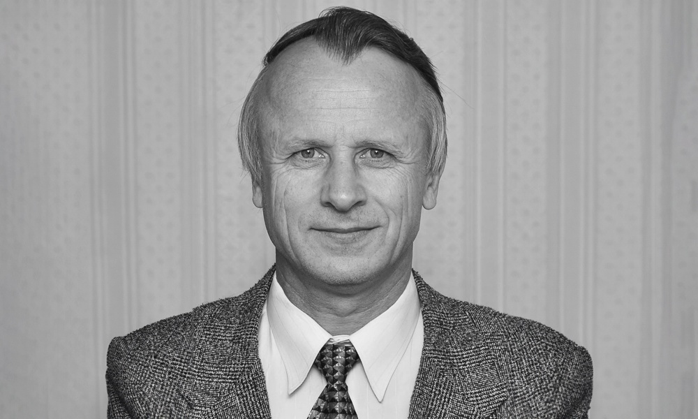 На 72-м году ушёл из жизни профессор ОмГУ Владимир Прудников